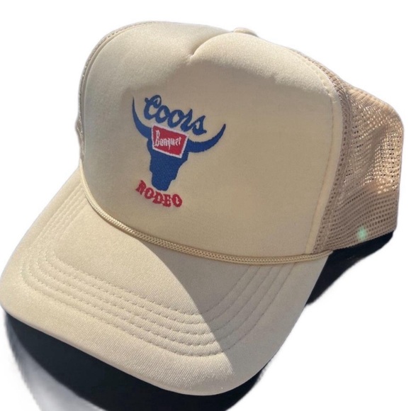 BRAND NEW Coors Banquet Rodeo beige trucker Hat with snapback with warranty! - Picture 1 of 6